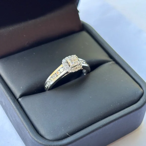 WG Halo Engagement Ring